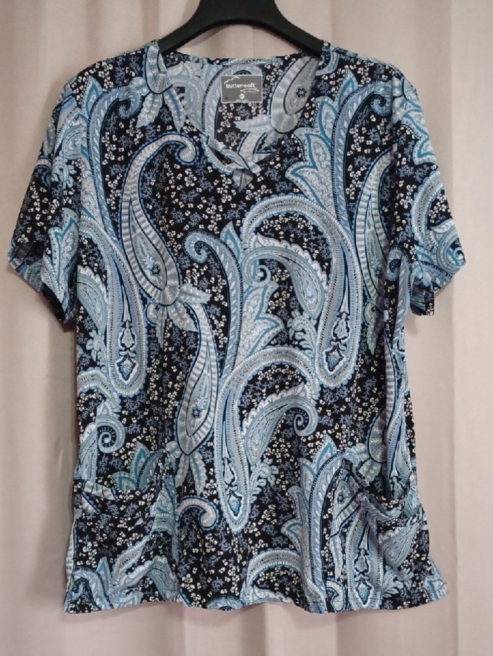 Butter Soft Blue Paisley Short Sleeve Scrub Top Pockets Stretch XL